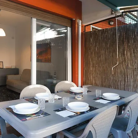 Victor House Apartment